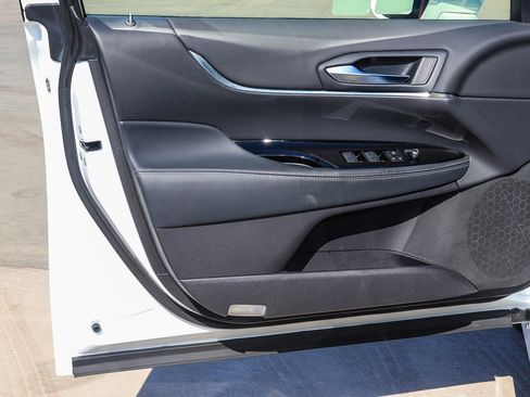 Used 2022 Toyota Mirai w/ Advanced Technology Package RWD image 23