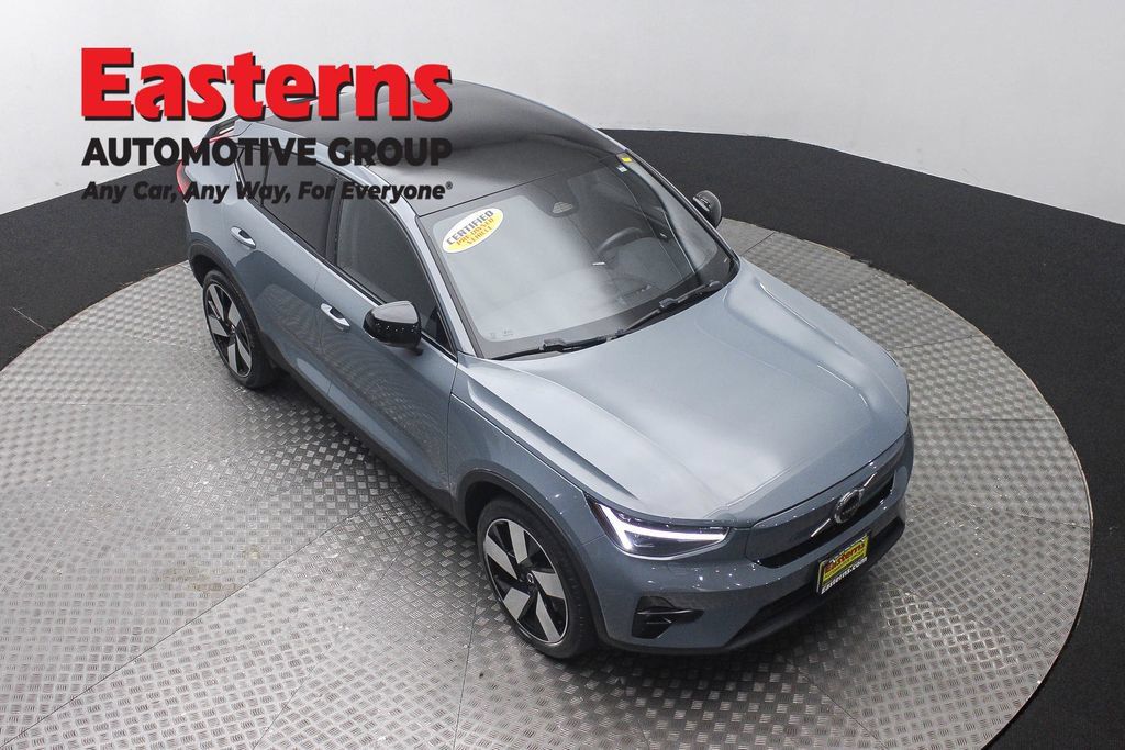 Used 2023 Volvo C40 P8 Recharge Ultimate AWD/4WD image 3