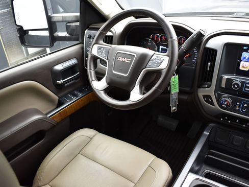 Used 2017 GMC Sierra 2500 SLT image 23