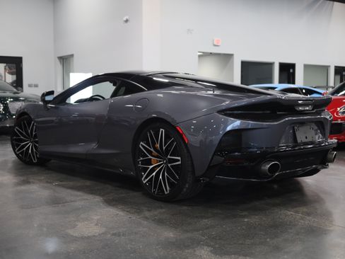 Used 2023 McLaren GT RWD image 4