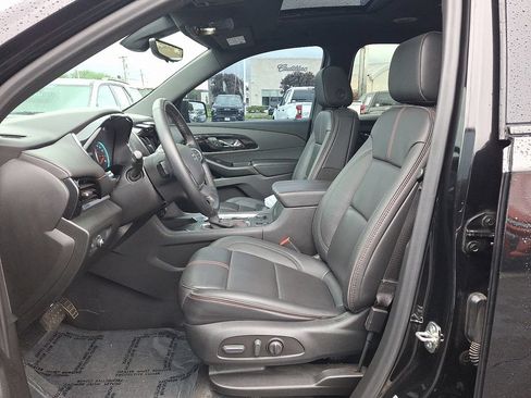 Certified 2023 Chevrolet Traverse RS w/ LPO, Floor Liner Package AWD/4WD image 14