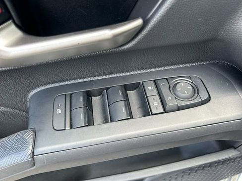 Used 2024 Toyota Tacoma TRD Off-Road AWD/4WD image 13