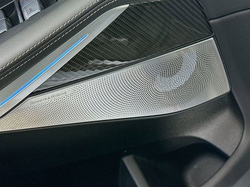 Used 2025 BMW X7 M60i image 24