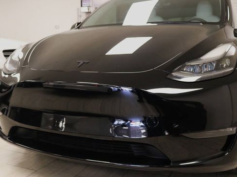 Used 2023 Tesla Model Y Long Range AWD/4WD image 95