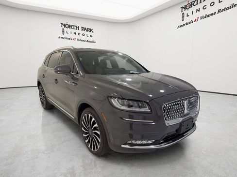 Used 2023 Lincoln Nautilus Black Label w/ Class II Trailer Tow Package AWD/4WD image 7