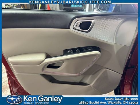 Used 2024 Kia Soul LX w/ Option Group 015 FWD image 10