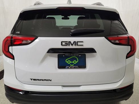 Certified 2021 GMC Terrain SLT w/ Elevation Edition image 5