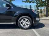 Used 2017 Chevrolet Equinox LT image 2