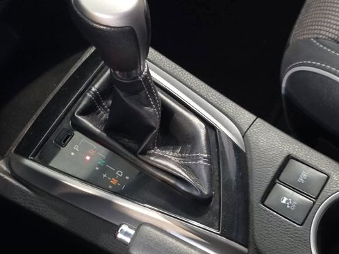 Used 2016 Toyota Corolla S FWD image 22