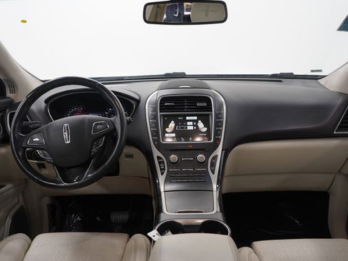 Used 2018 Lincoln MKX Black Label w/ Driver Assistance Package image 16