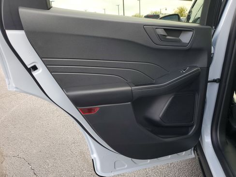 Certified 2026 Ford Escape Active w/ Cold Weather Package image 9