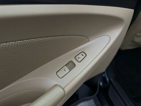 Used 2012 Hyundai Sonata Hybrid w/ Leather Pkg image 23