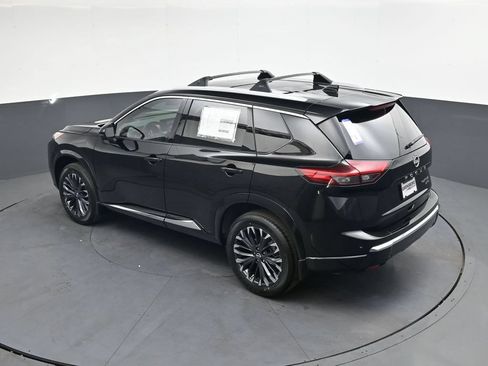 Certified 2026 Nissan Rogue SV FWD image 37