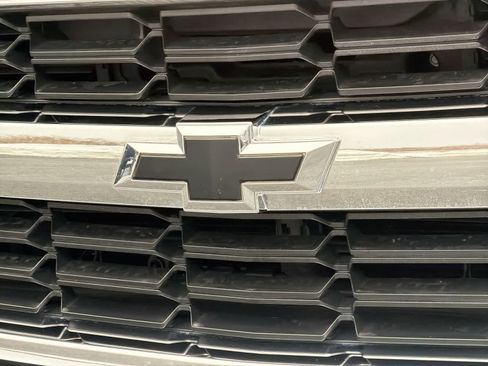 Used 2018 Chevrolet Silverado 1500 LT image 12