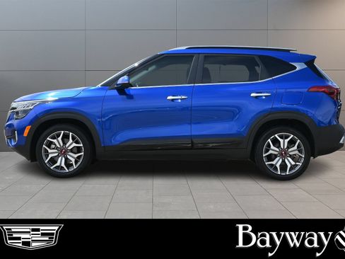 Used 2021 Kia Seltos SX w/ SX Sunroof Package AWD/4WD image 5
