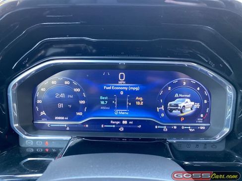 Used 2023 Chevrolet Silverado 1500 LT Trail Boss w/ LT Trail Boss Premium Package AWD/4WD image 19