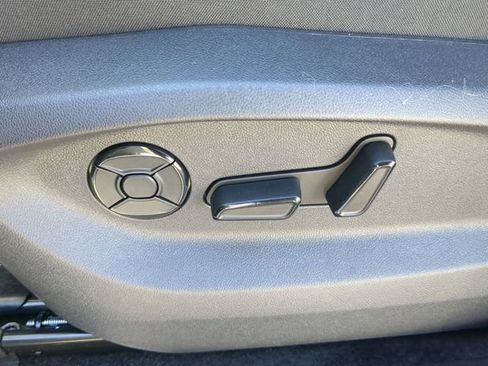 New 2026 Volkswagen Tiguan SE R-Line image 20