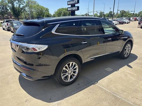 Used 2023 Buick Enclave Avenir w/ Avenir Technology Package AWD/4WD image 15