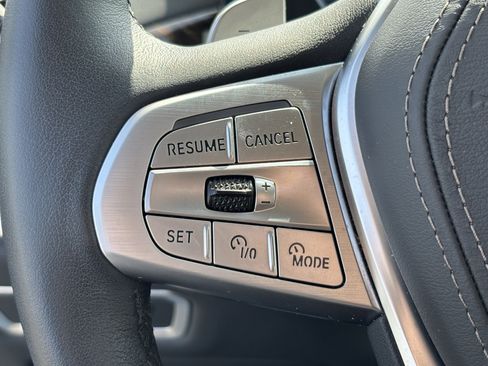 Used 2026 BMW X7 xDrive40i image 19