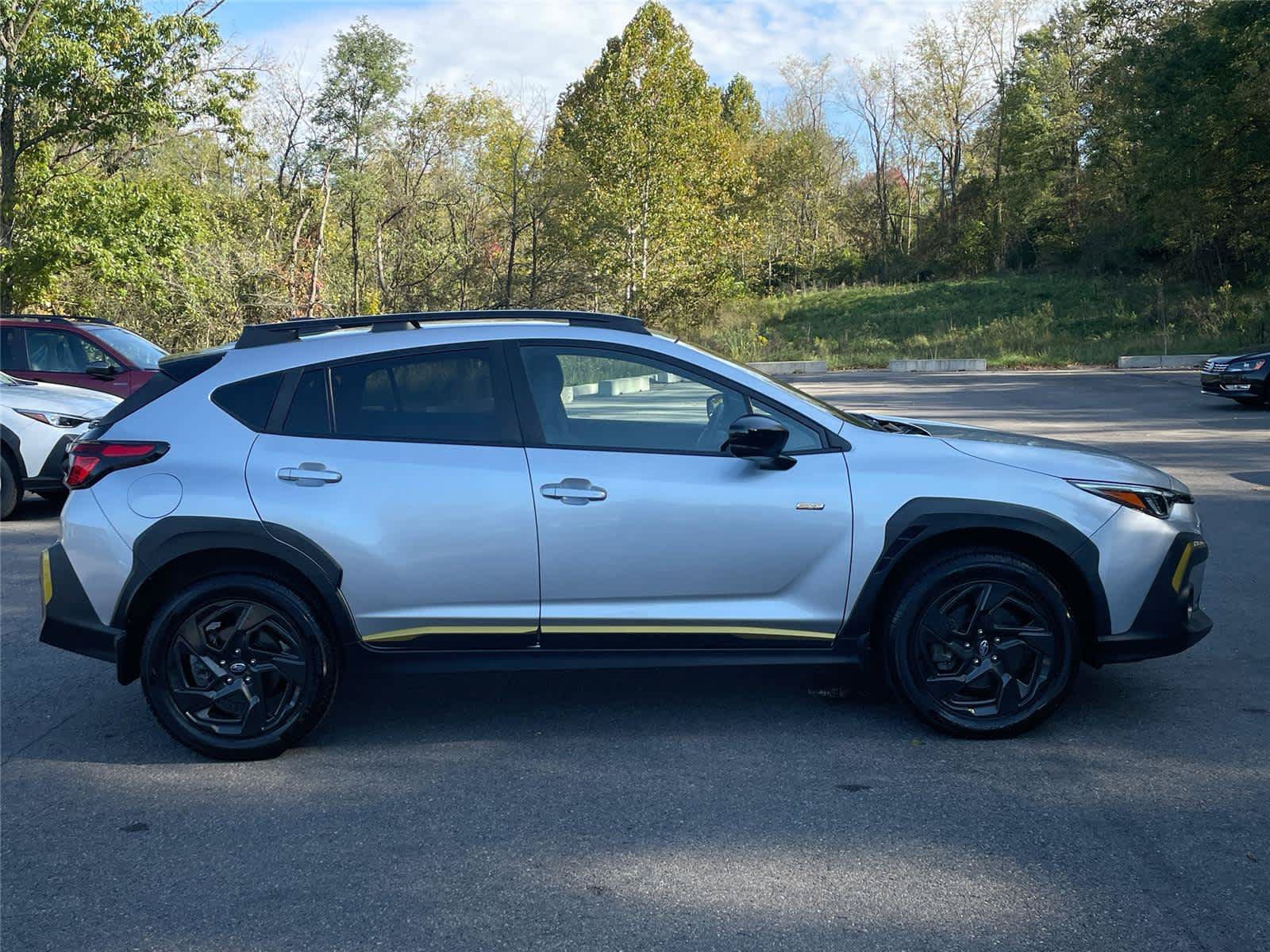 Used 2024 Subaru Crosstrek 2.5i Sport w/ Crosstrek Mirror Package AWD/4WD image 6