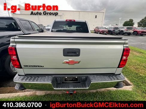 Used 2018 Chevrolet Silverado 1500 W/T w/ WT Convenience Package AWD/4WD image 7