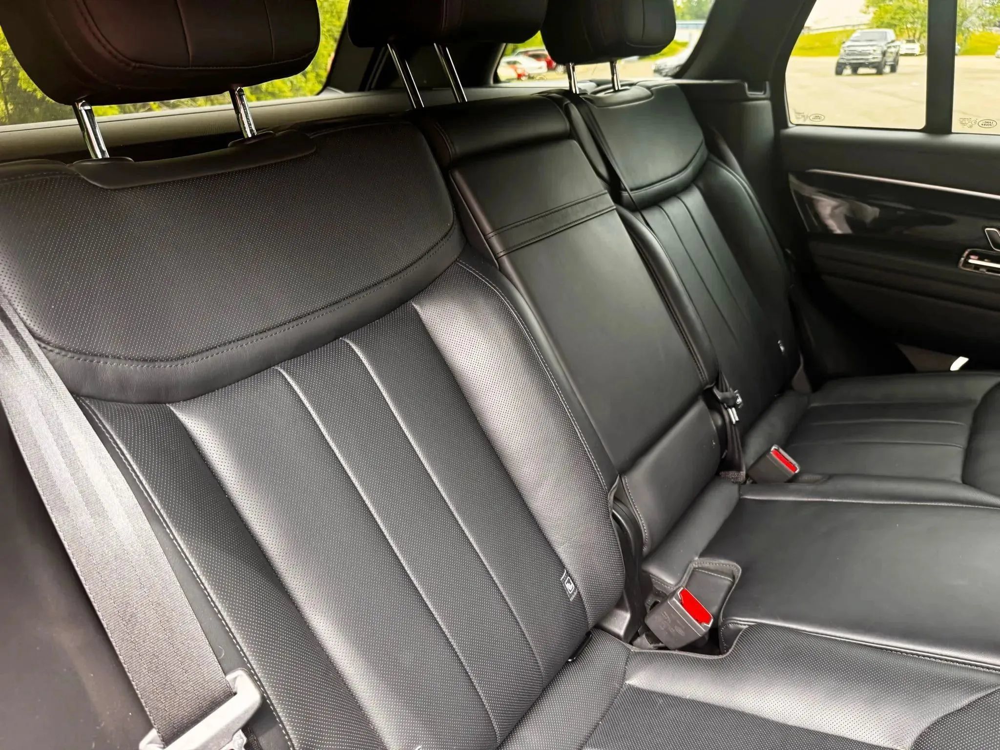 Used 2023 Land Rover Range Rover SE AWD/4WD image 28