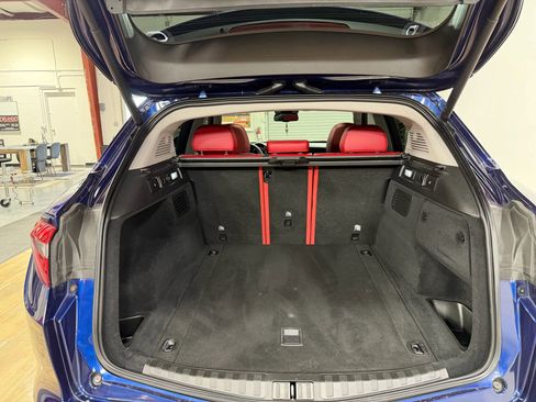 Used 2021 Alfa Romeo Stelvio Ti w/ Nero Edizione image 7