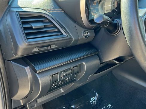 Used 2023 Subaru Crosstrek 2.0i Premium image 10