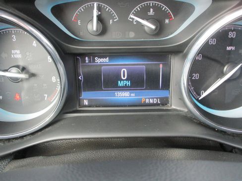 Used 2018 Buick Envision Essence image 26