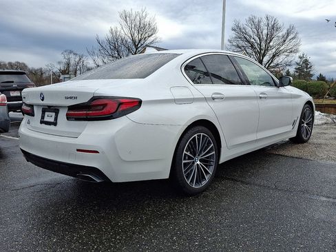 Used 2023 BMW 540i xDrive w/ Premium Package image 5