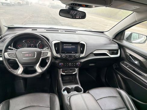 Used 2022 GMC Terrain SLT image 25