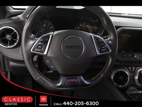 Used 2021 Chevrolet Camaro SS RWD image 7