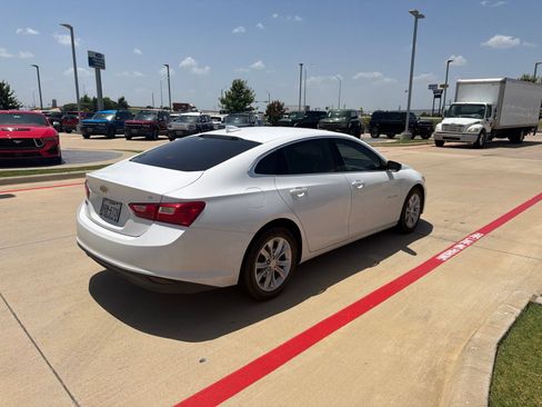 Used 2023 Chevrolet Malibu LT FWD image 11