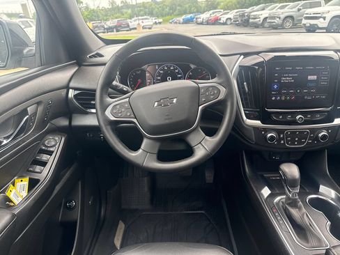 Certified 2023 Chevrolet Traverse Premier w/ Redline Edition AWD/4WD image 12