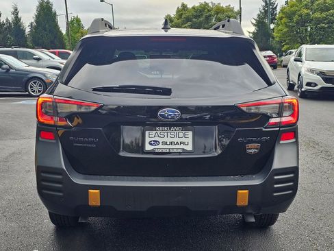 Used 2022 Subaru Outback Wilderness AWD/4WD image 6