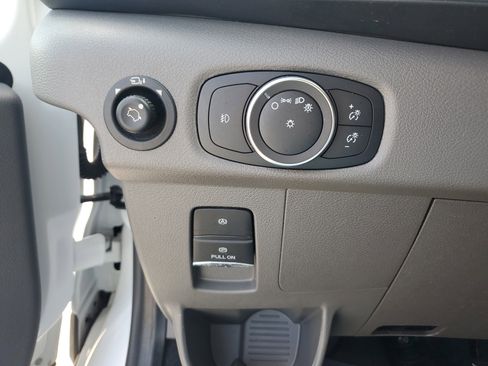 Used 2024 Ford Transit 350 XLT image 27