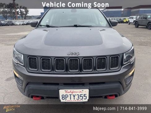 Used 2020 Jeep Compass Trailhawk image 2