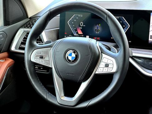 Certified 2024 BMW X7 xDrive40i w/ Climate Comfort Package AWD/4WD image 30