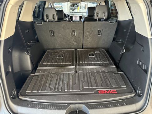 Used 2019 GMC Acadia Denali w/ Technology Package image 41