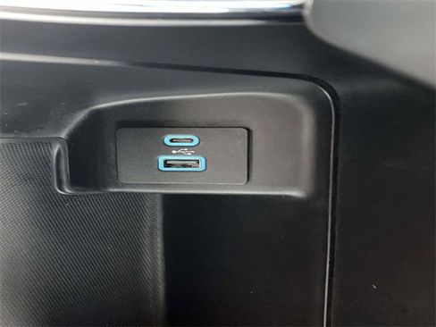 Certified 2021 Ford F150 XLT w/ Equipment Group 302A High image 30