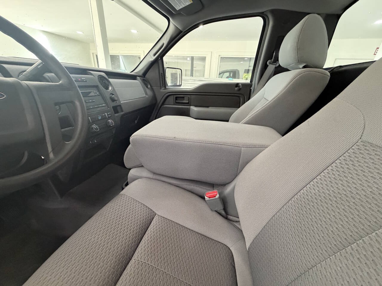 Used 2012 Ford F150 XL w/ XL Decor Group AWD/4WD image 18