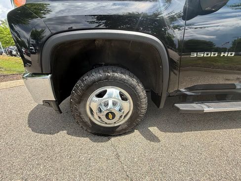 Used 2021 Chevrolet Silverado 3500 LTZ w/ LTZ Plus Package AWD/4WD image 35