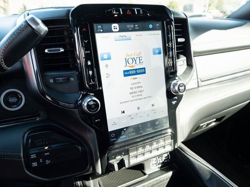 Used 2022 RAM 2500 Limited image 19