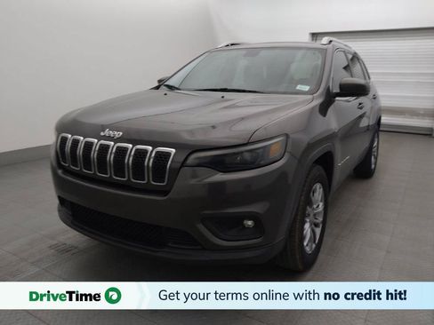 Used 2019 Jeep Cherokee Latitude Plus w/ Comfort/Convenience Group AWD/4WD image 1