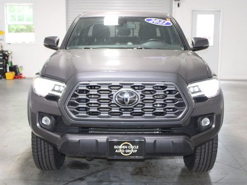 Used 2021 Toyota Tacoma TRD Off-Road AWD/4WD image 49