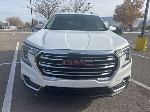 Used 2023 GMC Terrain SLT image 9