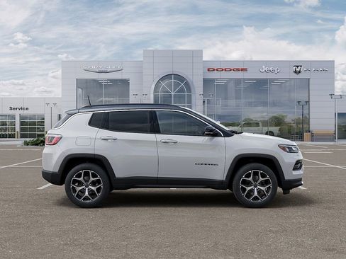 Used 2025 Jeep Compass Limited AWD/4WD image 21