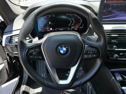 Used 2023 BMW 530i w/ Convenience Package RWD image 17
