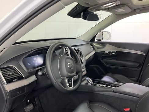 Used 2025 Volvo XC90 B6 Ultra w/ Protection Package image 23