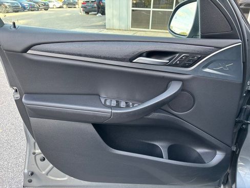 Used 2024 BMW X3 sDrive30i image 15